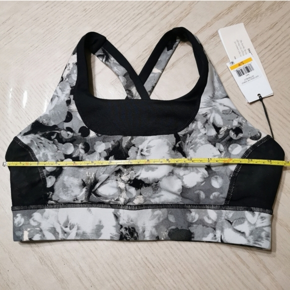 NWT! Ivanka Trump Active Bra - Picture 11 of 12